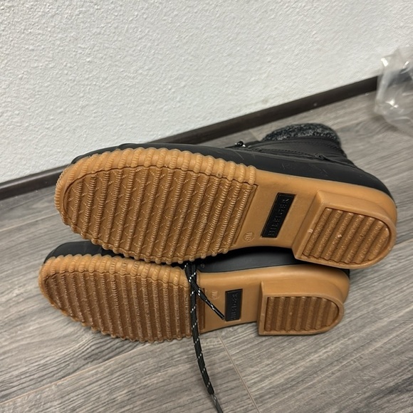 Tommy Hilfiger Women's Rainah Duck Booties - Picture 3 of 6